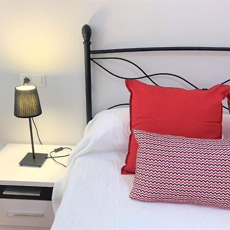 Apartamento La Losa Apartment Овиедо Екстериор снимка