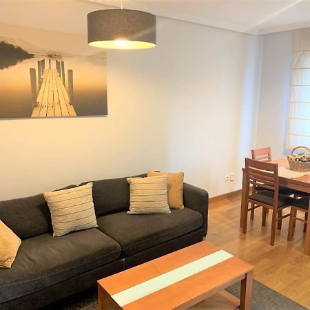 Apartamento La Losa Apartment Овиедо Екстериор снимка
