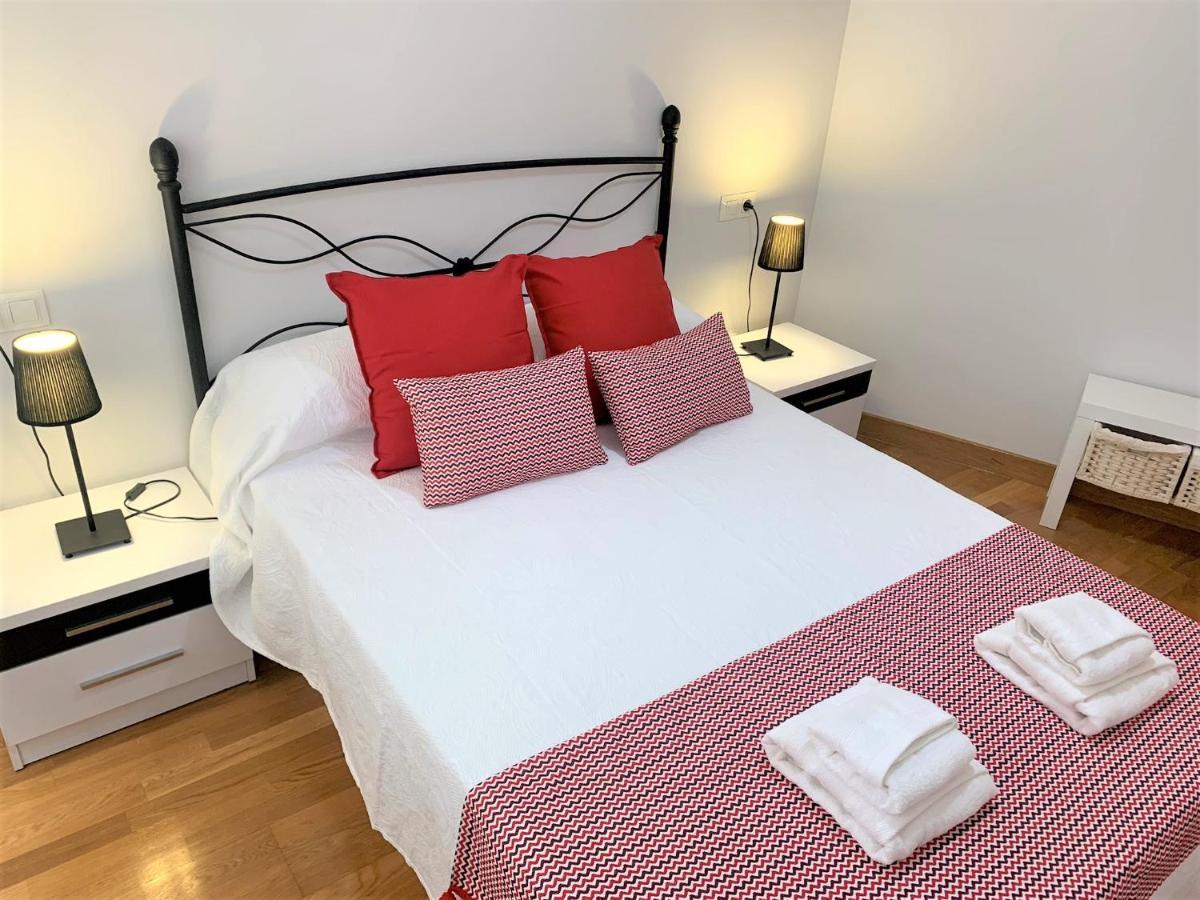 Apartamento La Losa Apartment Овиедо Екстериор снимка