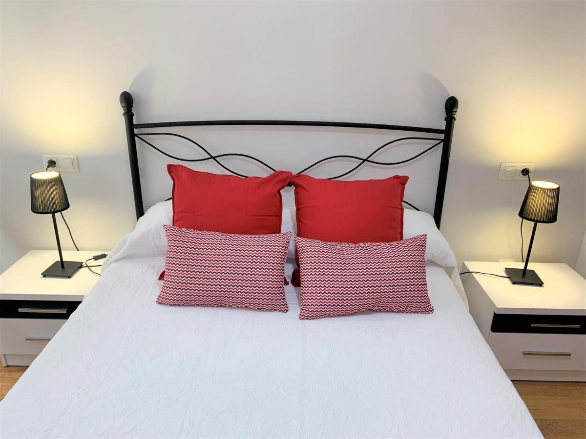 Apartamento La Losa Apartment Овиедо Екстериор снимка