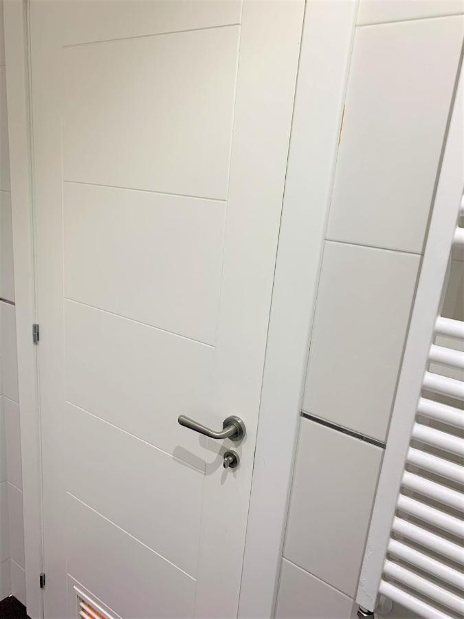 Apartamento La Losa Apartment Овиедо Екстериор снимка