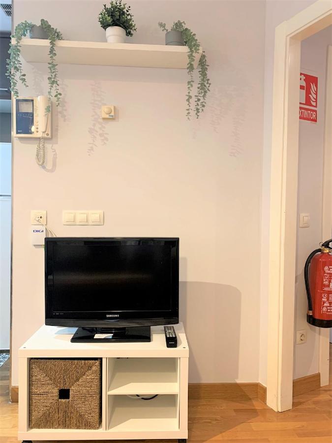 Apartamento La Losa Apartment Овиедо Екстериор снимка